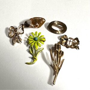 Vintage Grandmacore Lapel Pins & Brooches Plume Agate Enamel Metal Eclectic Lot